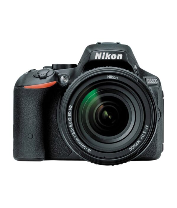Nikon D5500 with AF-S 18-140 mm Digital-SLR - Black